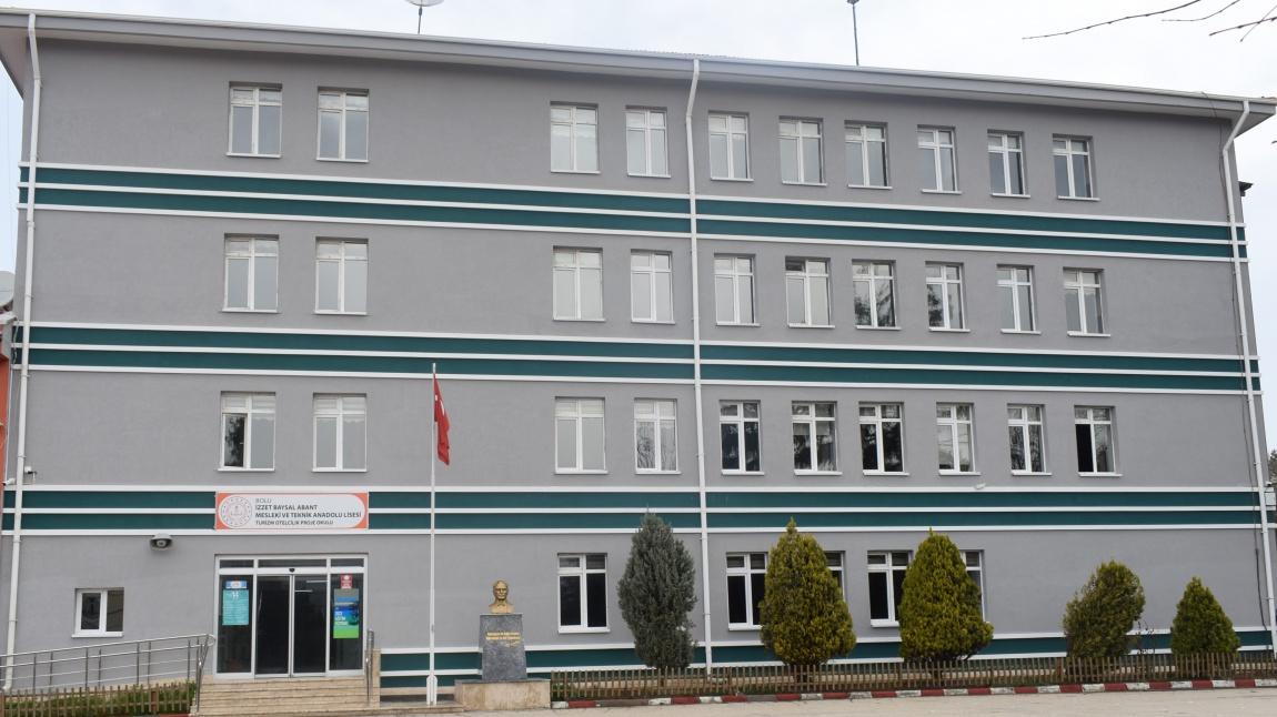 İzzet Baysal Abant Mesleki ve Teknik Anadolu Lisesi Fotoğrafı